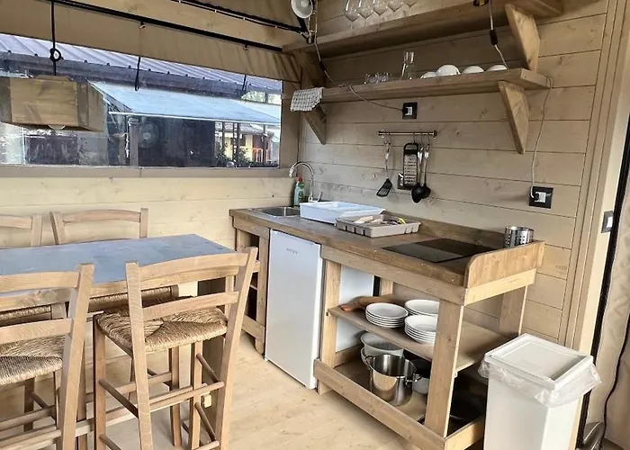 Glamping Rivabella Lüks kamp alanı Lecco