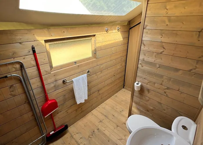 Lüks kamp alanı Glamping Rivabella Lecco